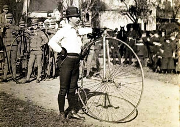 Томас Стивенс и двухколесный велосипед
